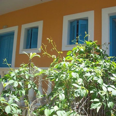 Villa Vania Gardenos Vitalades Ngoại thất bức ảnh